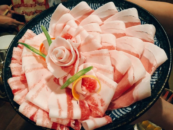 沖縄県でアグー豚のしゃぶしゃぶ&とんかつが人気の店