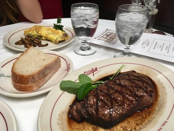 Musso ＆ Frank Grill ムッソー＆フランクグリル