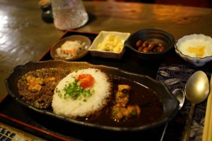 旧ヤム邸　カレー