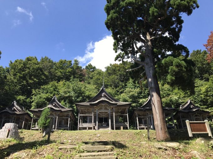 秋田 パワースポット赤神神社五社堂
