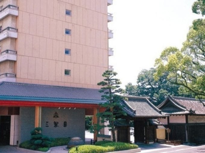 高知城下の天然温泉・三翠園