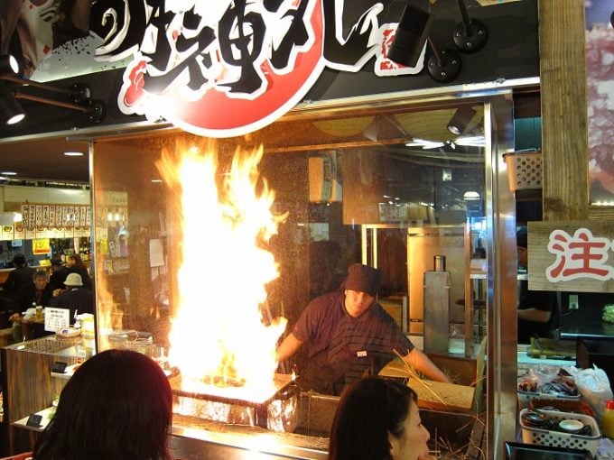 明神丸 ひろめ市場店　鰹
