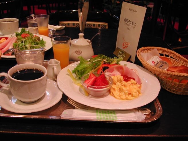 山口県 モーニング オーストリッヒカフェ