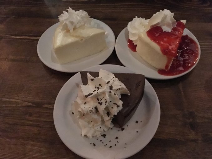 バングーバー スイーツ店 チーズケーキファクトリー