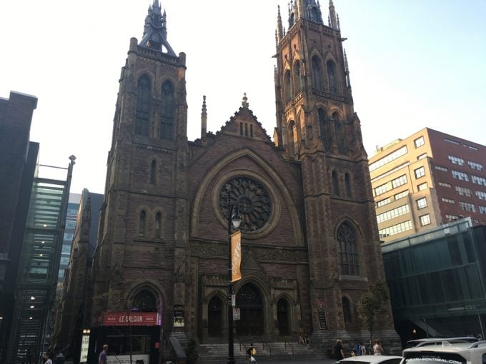 montreal downtown church