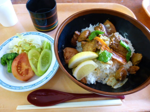 滋賀県のB級グルメ「高島とんちゃん丼」