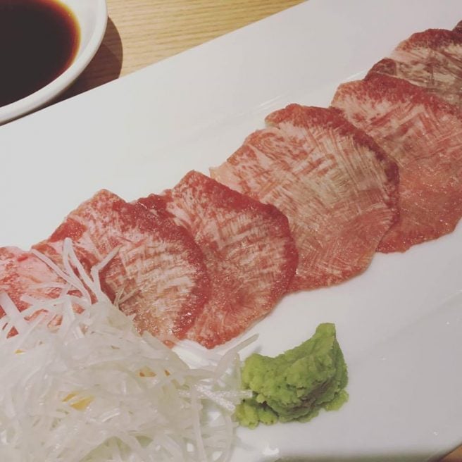 焼き肉ふるさと 特選タン刺し