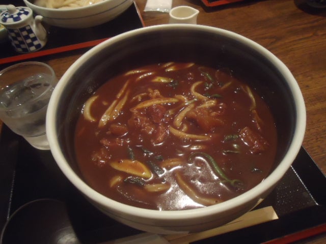 牛すじカレーうどん(な也)