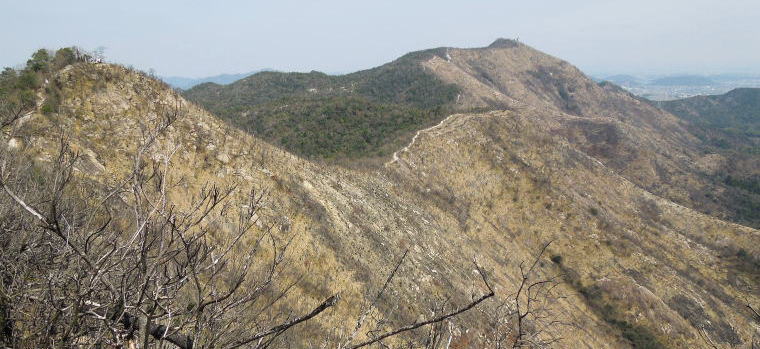 高御位山