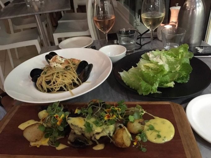 Noosa Main Beach dinner