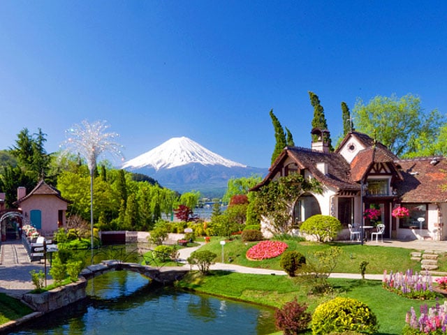 河口湖オルゴールの森美術館