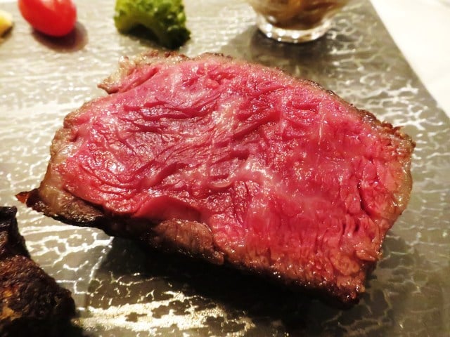 都内 おすすめステーキ店 トロワフレーシュ
