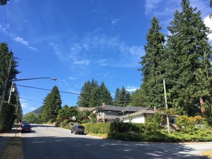 Lynn Canyon Park  　access3