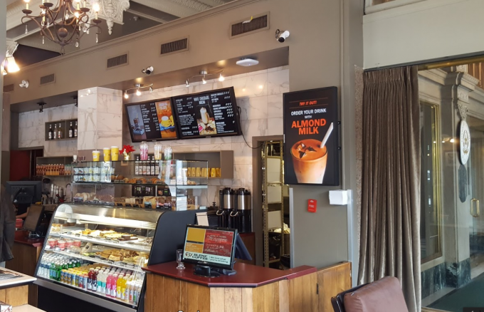 バングーバー スイーツ店 ブレンズコーヒー