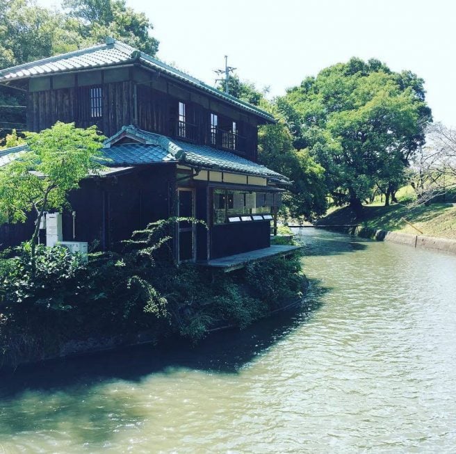 倉敷 水辺のカフェ