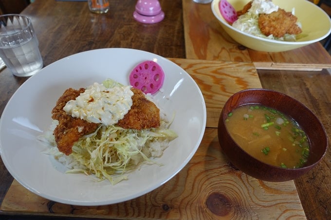 カフェ　ＯＬＥＧＡＬＥ