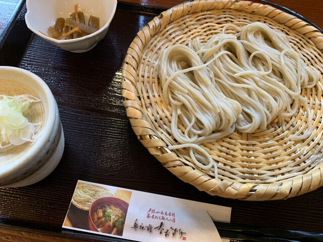 奥社前なおすけ