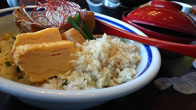 伊豆 徳造丸 網元料理本店 海鮮丼ランチ