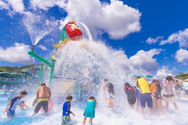 日本モンキーパーク 水の楽園モンプル