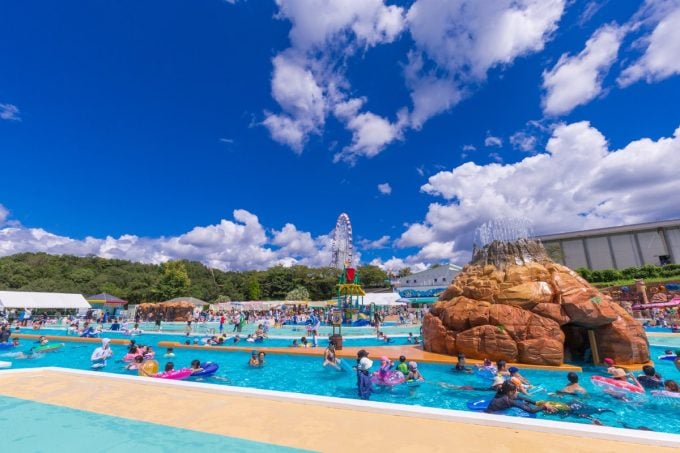 日本モンキーパーク 水の楽園モンプル