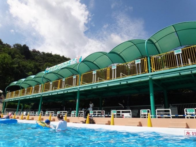 日本モンキーパーク 水の楽園モンプル