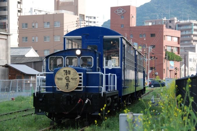 門司港レトロ観光列車　潮風号