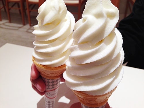 雪印パーラー 札幌本店 ソフトクリーム