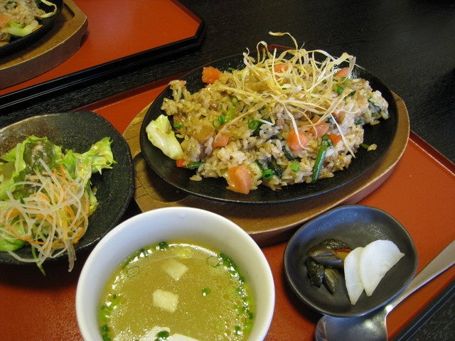南陽市ランチ 南陽市のお勧めのランチ　食楽亭 旭屋