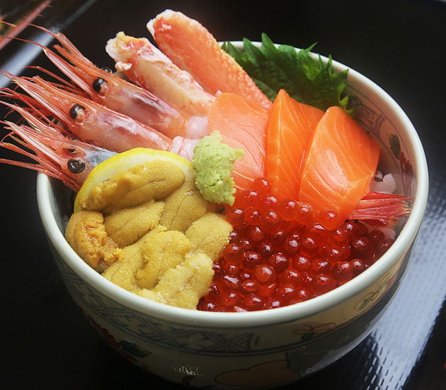 北海道 海鮮丼　馬子とやすベ