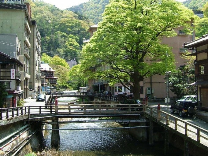 福島 人気温泉宿 会津東山温泉
