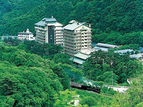 福島 人気温泉宿 磐梯熱海温泉・ホテル華の湯
