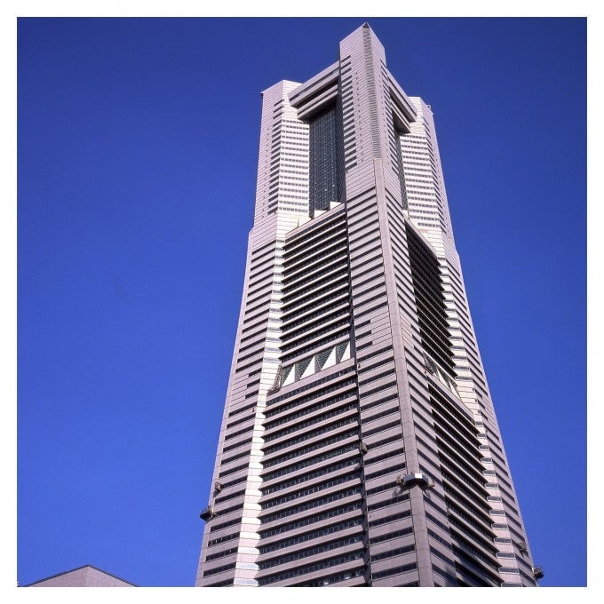 横浜ランドマークタワー
