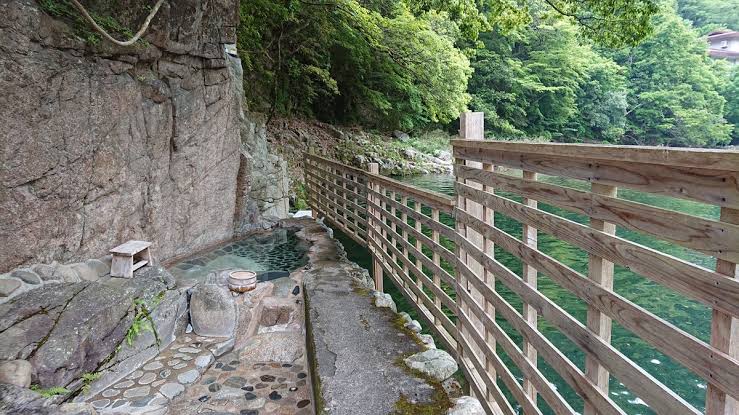 般若寺温泉
