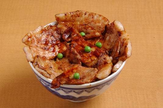 帯広 豚丼　元祖　豚丼のぱんちょう