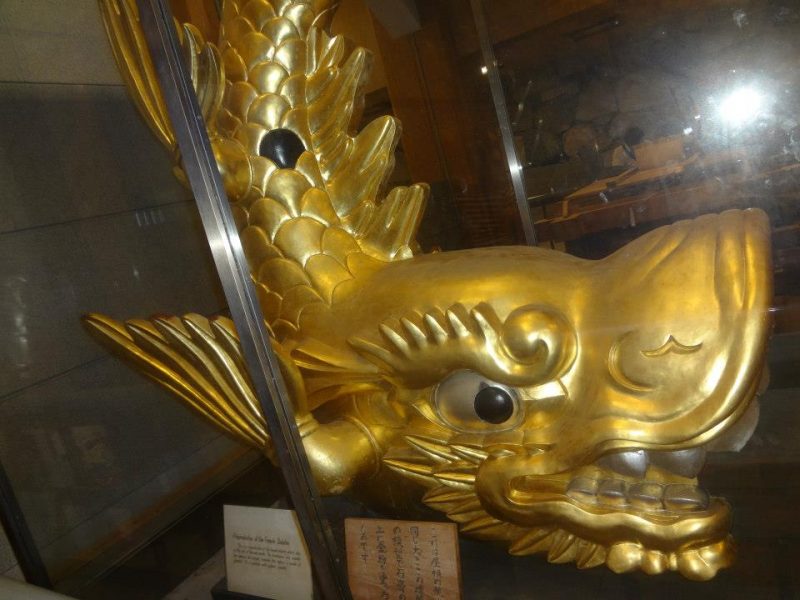 金鯱