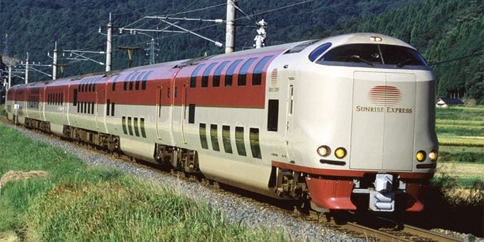 東京から~人気の寝台列車で特別な旅の経験を!